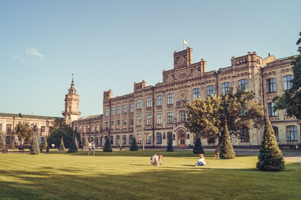 Top Universities in the USA for Nepali Students
