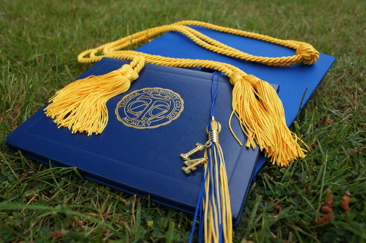Key Advantages of a UK Degree for Nepali Students: Unlock Global Opportunities